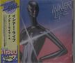 Text: „INNER LIFE“ und japanische Schriftzeichen. Eine futuristische, glänzende Figur vor einem Farbverlauf aus Blau und Rosa., CD