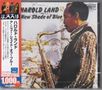 "Harold Land: A New Shade of Blue" steht oben. Ein Mann spielt Saxophon, links steht japanischer Text mit Preisangabe., CD