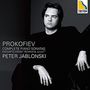 „PROKOFIEV COMPLETE PIANO SONATAS EXCERPTS FROM ‚ROMEO & JULIET‘ PETER JABLONSKI“. Ein Mann sitzt, dezentes Triton-Logo oben rechts.