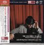 "The Michael in Jazz - Tribute to Michael Jackson. John Di Martino's Romantic Jazz Trio." Ein Mann mit Hut vor rotem Vorhang., Super Audio CD Non-Hybrid