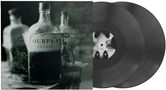 "FOURPLAY ELIXIR" steht auf einer alten Flasche. Daneben sind drei Schallplatten mit einem Label im gleichen Stil., 2 LPs