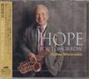 "HOPE FOR TOMORROW", Sadao Watanabe. Ein älterer Mann mit Anzug hält ein Saxophon und lächelt., CD