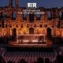 "MOON SAFARI - THE ATHENS CONCERT" und "AIR" in großen Lettern vor einer beleuchteten antiken Theaterkulisse., LP