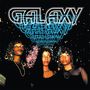 „GALAXY“ mehrfach in verschiedenen Größen. Drei Frauen mit lockigen Haaren, vor einem Hintergrund aus Sternen., LP