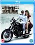 Text: "Richard Gere, Debra Winger, An Officer and a Gentleman". Ein Mann in Uniform mit einer Frau auf einem Motorrad., Blu-ray Disc