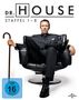 "Dr. House Staffel 1-8". FSK ab 16 freigegeben. Ein Mann in Anzug sitzt lässig auf einem Sessel mit Stock.