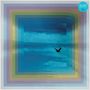 Logo mit Aufschrift “Da Lata edge of blue”. Ein Vogel fliegt vor einem blauen Himmel, umrahmt von farbigen Quadraten., LP