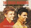 THE EVERLY BROTHERS, SONGS OUR DADDY TAUGHT US. Zwei lächelnde Männer in Nahaufnahme, Vintage-Stil., 2 CDs