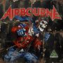 "Airbourne" in roter Schrift. Ein Skelett in einem rockigen Outfit. Zwei CDs, schwarz mit rotem Text., 1 CD und 1 Blu-ray Disc