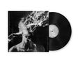 „Bullet for My Valentine“ und „Social Apocalypse“. Schwarz-weiße, abstrakte Illustration mit Gesicht und Flammen. Vinyl-Platte., LP
