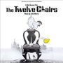 "The Twelve Chairs" von Mel Brooks, Musik von John Morris. Ein Huhn sitzt auf einem Stuhl, im Hintergrund eine Stadtsilhouette., CD