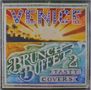 "VENICE" oben in großen Buchstaben; "Brunch Buffet 2" und "Tasty Covers" darunter. Illustration: Sonnenuntergang mit Palmen., LP