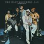 "The Isley Brothers • 3 + 3 Featuring: That Lady". Sechs Männer in auffälliger 70er-Jahre-Kleidung mit Gitarren.