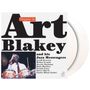 Text: "Chippin' In Art Blakey and his Jazz Messengers." Darunter eine Liste von Musikern. Bild eines lächelnden Schlagzeugers.