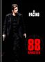 "AL PACINO", "88 MINUTES" in weiß und rot auf schwarzem Hintergrund. Eine Person im Anzug mit Waffe., 1 Blu-ray Disc und 1 DVD