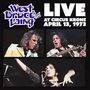 "West, Bruce and Laing" und "LIVE AT CIRCUS KRONE APRIL 13, 1973". Drei Musiker, jeweils mit Instrumenten., CD
