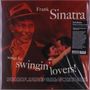 Text: "Frank Sinatra, songs for swingin' lovers!" Ein lächelnder Mann mit Hut und ein tanzendes Paar, romantische Szene.