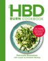 "The HBD Burn Cookbook" in grün. Darunter ein Teller mit dekorativem Salat und einem roten Kreis mit Text., Buch