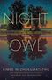 „NIGHT OWL POEMS“ von Aimee Nezhukumatathil. Ein dunkler Nachthimmel mit Bäumen spiegelt sich im Wasser., Buch