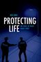 Ben Jones, Protecting Life: The Ethics of Police Deadly Force. Zwei Polizisten stehen unter einer Straßenlampe.