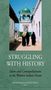Text: "STRUGGLING WITH HISTORY: Islam and Cosmopolitanism in the Western Indian Ocean. Edward Simpson and Kai Kresse, editors." Drei Personen in dunkler Kleidung gehen auf grünes Gebäude mit Kuppel zu.