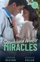 „Snowkissed Winter Miracles“, „2 Books in One“. Eine Frau lächelt einem Mann in Arztsachen zu., Buch