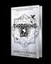 „Cover Coming Soon“, „Edges Coming Soon“, schlichtes Buchdesign mit braunem und schwarzem Textfeld.