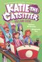 "KATIE THE CATSITTER VILLAIN CON" in großen, lebhaften Buchstaben; Menschen in einer Achterbahn, Katzen dabei.