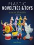 "Plastic Novelties & Toys of the '40s, '50s, and '60s, 2nd Edition, Jean Rossi." Verschiedene bunte Vintage-Spielzeugfiguren., Buch