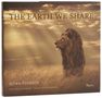 „THE EARTH WE SHARE“ steht über einem Löwen auf einer Wiese, darunter „BJÖRN PERSSON“. Strahlen durchziehen den Himmel., Buch