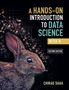 Titel: "A Hands-On Introduction to Data Science with R, Second Edition". Bild eines Kaninchens und digitaler Partikeleffekt.