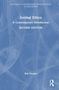 Weiße Schrift auf blauem Hintergrund: "Animal Ethics: A Contemporary Introduction, SECOND EDITION, Bob Fischer.", Buch