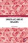 "SHINZO ABE AND HIS LEGACIES" von Jeff Kingston. Rote, geometrische Muster im Hintergrund., Buch