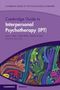 „Cambridge Guide to Interpersonal Psychotherapy (IPT)“. Buntes abstraktes Muster darunter., Buch