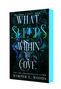 "What Sleeps Within the Cove" von Harper L. Woods. Ein mystisches Cover mit Schlange und Blumen.