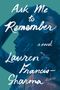 „Ask Me to Remember“, „a novel“, „Lauren Francis-Sharma“. Silhouette einer Frau, Flugzeug und Gebäude im Hintergrund., Buch
