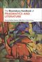"The Bloomsbury Handbook of Pragmatics and Literature" steht oben. Darunter eine farbenfrohe abstrakte Illustration., Buch