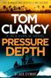 „THE NUMBER ONE BESTSELLER. TOM CLANCY. A JACK RYAN JR. NOVEL. PRESSURE DEPTH. BY JACK STEWART.“ Schrift vor Farbverlauf., Buch