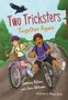 „Two Tricksters Together Again“. Zwei Kinder fahren fröhlich auf Fahrrädern durch einen Waldweg. Ein Rabe fliegt oben., Buch