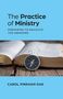 "The Practice of Ministry: Preparing to Navigate the Unknown" von Carol Pinkham Oak. Offenes Buch, Kompass auf Holz.