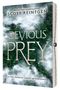 Text: "Scott Reintgen, Devious Prey, A true predator cannot be contained." Neblige Wälder, mysteriöse Atmosphäre.