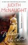 #1 New York Times Bestseller. Judith McNaught: Whitney, My Love. Eine Frau in einem gelben Kleid steht vor einem Fenster.