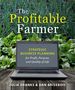 „The Profitable Farmer: Strategic Business Planning for Profit, Purpose, and Quality of Life“ von Julia Shanks & Dan Brisebois. Laptop vor Gemüsebeet., Buch
