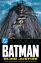 DC Logo. "FINEST BATMAN BLIND JUSTICE" steht groß geschrieben. Illustration von Batman mit Waage und Schwert., Buch