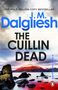 Oben steht „THE MULTI-MILLION COPY BESTSELLER“, darunter „J.M. Dalgliesh“. In der Mitte „THE CUILLIN DEAD“. Unten Berge, Wasser., Buch