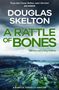 Douglas Skelton: A Rattle of Bones, Buch, Buch