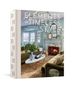 „Elements of Timeless Style: Creating a Forever Home“ von Erin Gates. Stilvolles Wohnzimmer mit Kamin., Buch