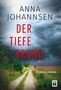 "Anna Johannsen, Der tiefe Grund, Kriminalroman. Ein Feldweg unter dramatisch bewölktem Himmel, umgeben von Vegetation."