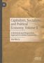 „Capitalism, Socialism, and Political Economy, Volume II“ steht oben. Unten: „Kui-Wai Li“. Sandfarbener Hintergrund., Buch
