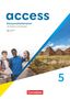 „access Klassenarbeitstrainer mit Audios und Lösungen 5, Cornelsen“. Drei lächelnde Jugendliche, Landschaftsfoto., Buch